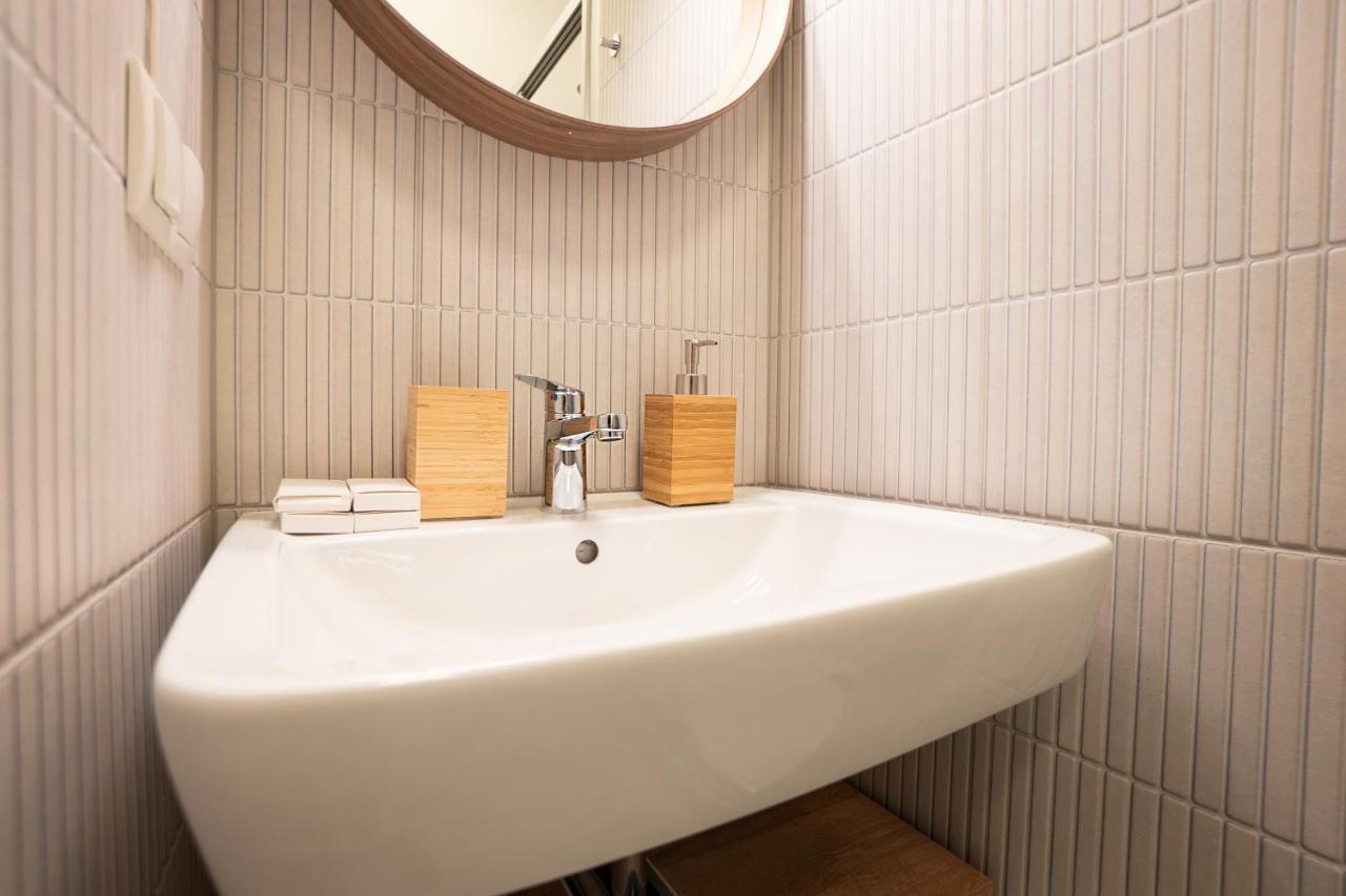 2-Rooms Apartment 10 Min Away From City Center Вена Экстерьер фото