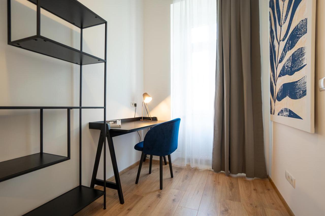 2-Rooms Apartment 10 Min Away From City Center Вена Экстерьер фото