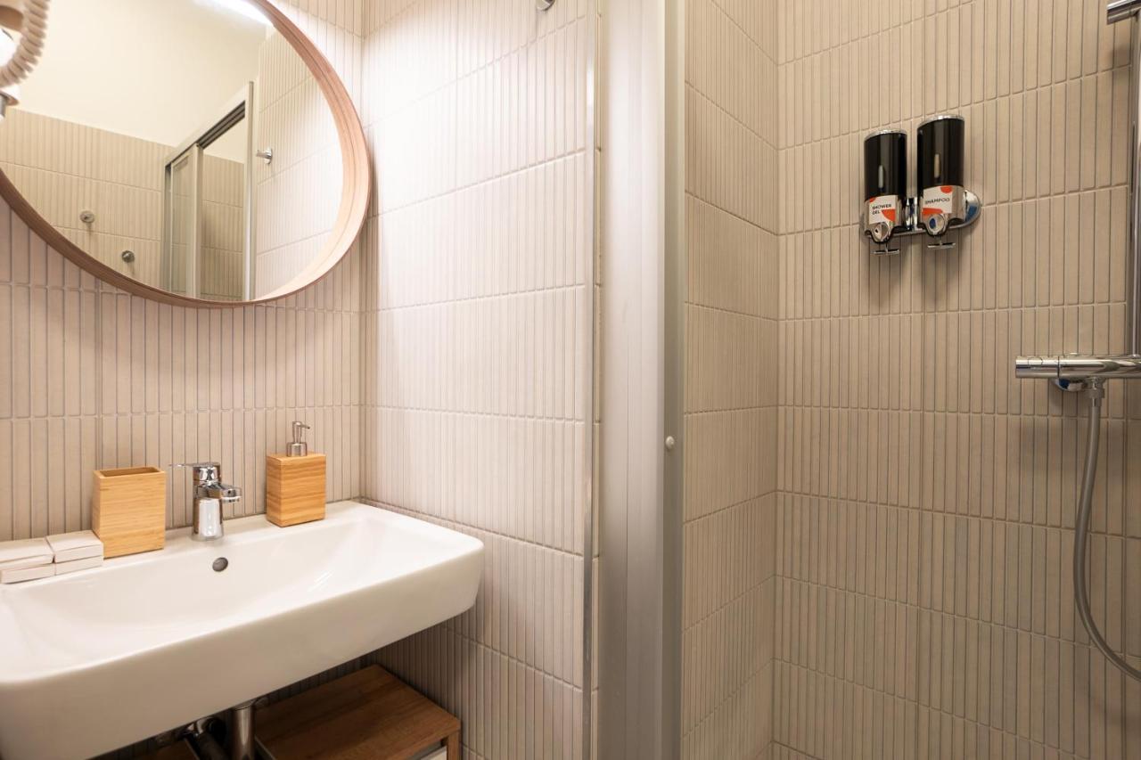 2-Rooms Apartment 10 Min Away From City Center Вена Экстерьер фото